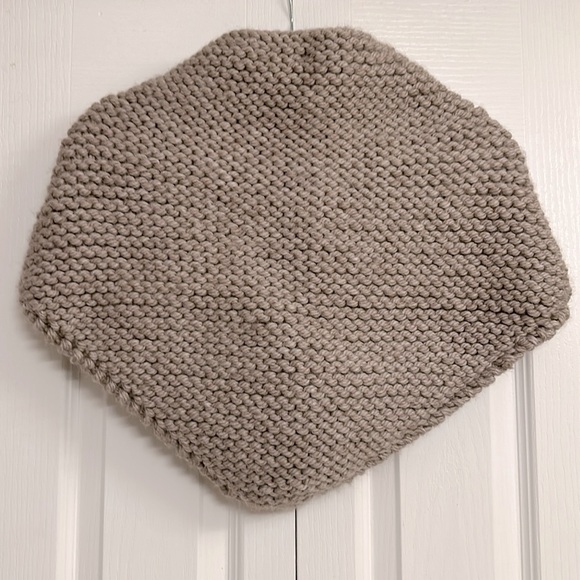 Handmade Outlander Shawl - One Size - Picture 2 of 4